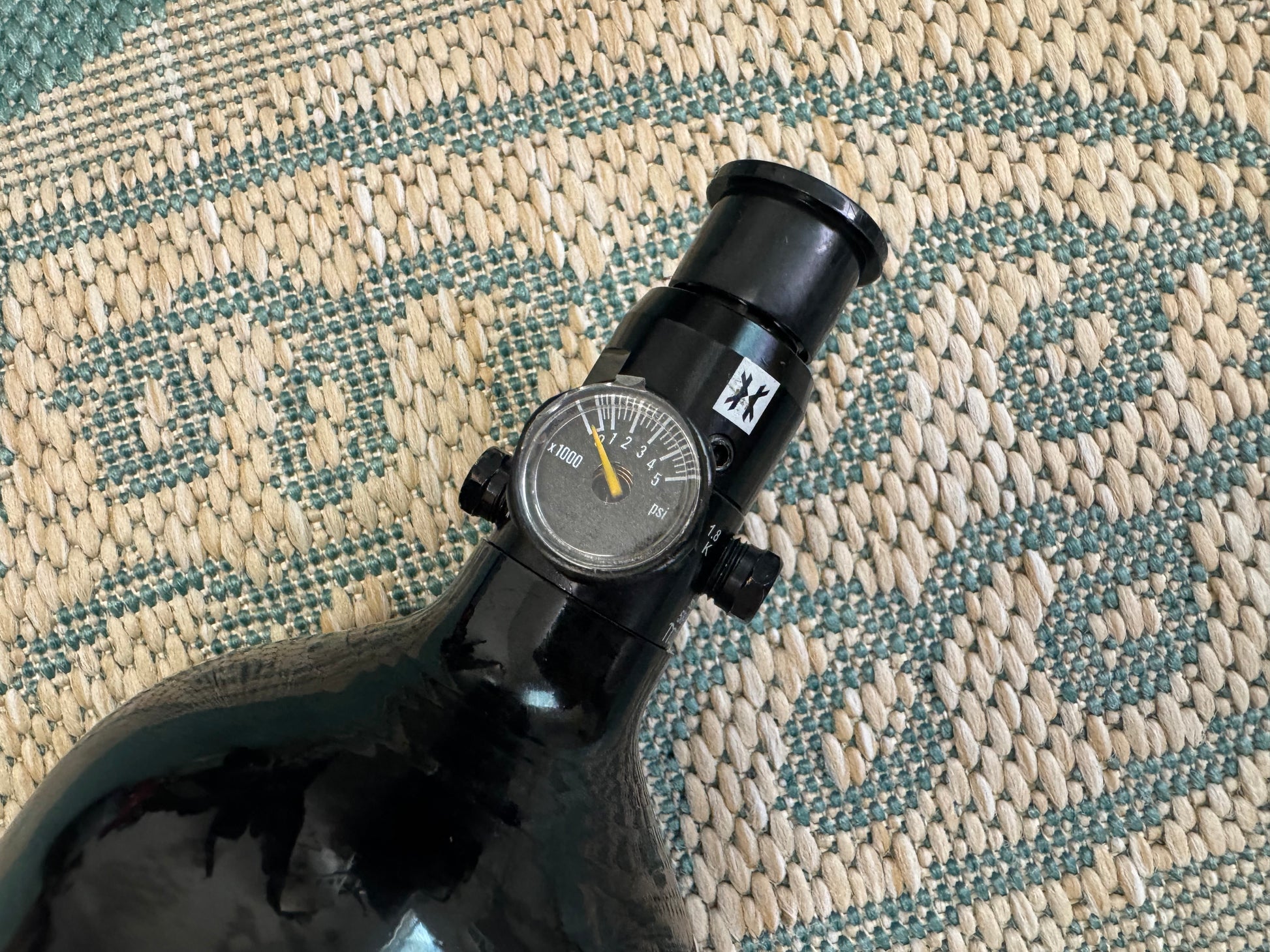 HK Army 48/3000 Black Aluminum Tank with Regulator Adjusted to Low Output