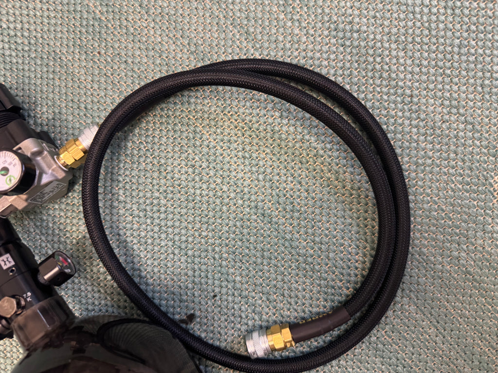 Carbon 48/4500 Tank with SLP Regulator and line